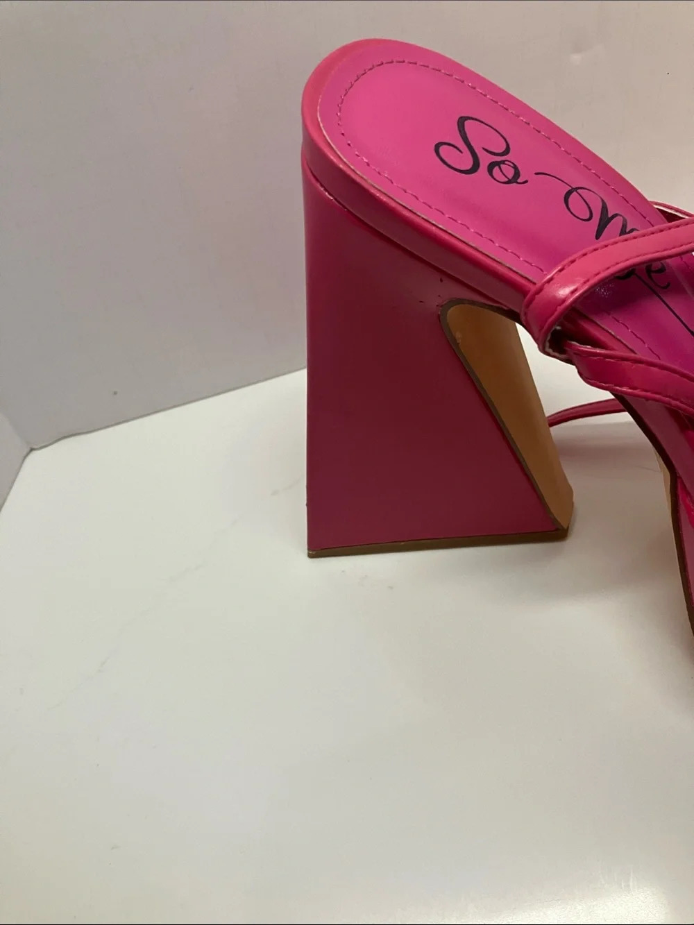 So Me Fuchsia Strappy Platform Heels